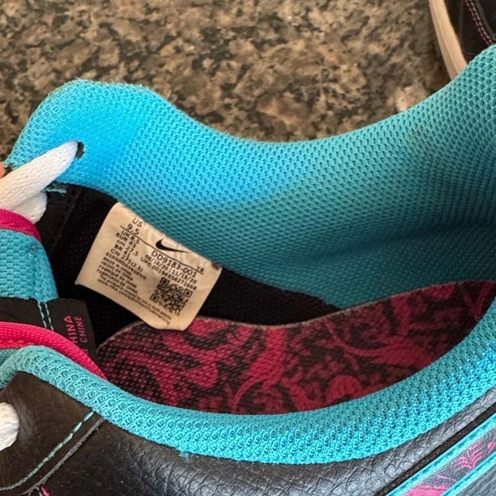 Nike Air Force 1 Miami nights Black with Teal and Pink Details EUC 9.5